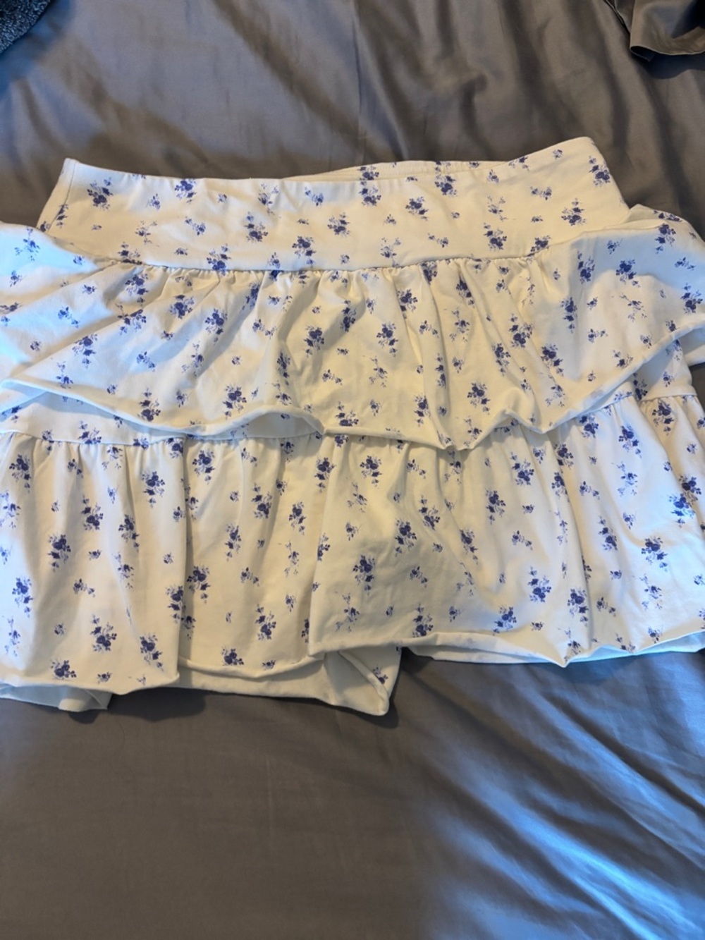 wild fable White Mini Skort with Blue Floral Print Size XL NWT
